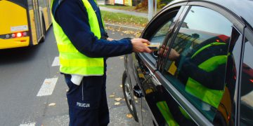 Za kierownicą dostawczaka z promilami