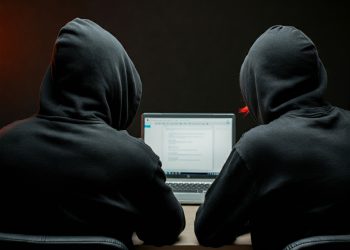 Małżeństwo z Targanic poszukiwane za oszustwa finansowe