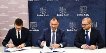 W Kętach powstanie parking typu „Parkuj i Jedź” – podpisano umowę