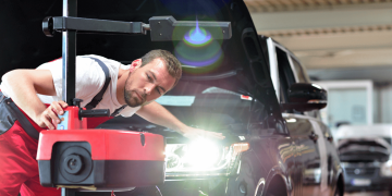 16 LISTOPADA – SPRAWDŹ BEZPŁATNIE ŚWIATŁA W POJEŹDZIE