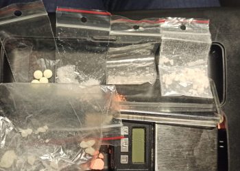 Rutynowa kontrola w Kętach: Policja odkryła narkotyki w BMW