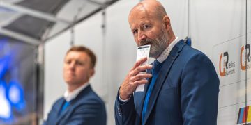 Sensacyjne Rozstanie! Nik Zupančič Opuszcza Re-Plast Unię Oświęcim