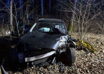 Miał 1,1 promila i stracił panowanie nad autem – szczegóły środowego wypadku [FOTO]