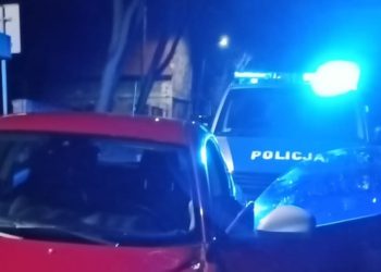Kęty: Pirat drogowy wyprzedził radiowóz przed przejściem dla pieszych