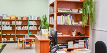 Biblioteka w Nowej Wsi po remoncie – nowa jakość dla mieszkańców! [FOTO]