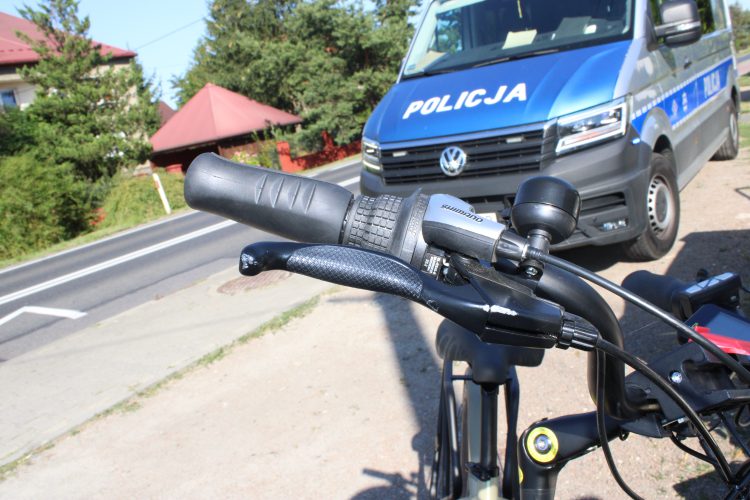 Policjanci wyeliminowali z ruchu nietrzeźwego rowerzystę