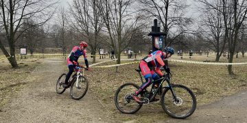 Kolarze z całej Polski rywalizowali w Kętach – wyniki i relacja