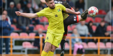 Sportowy weekend pełen emocji – piłkarskie zmagania drużyn z regionu