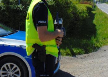 Piraci drogowi w powiecie oświęcimskim – wysokie mandaty i zatrzymane prawa jazdy w święta