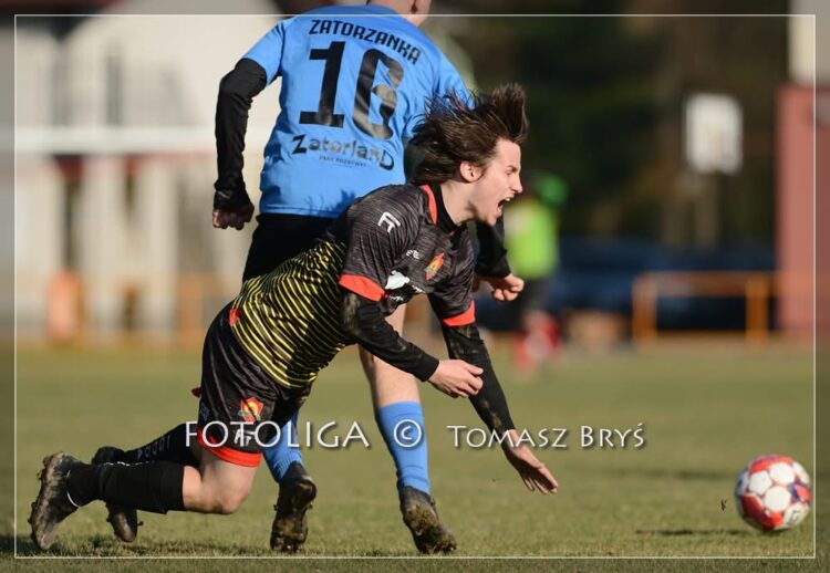 Mecze Ekstraklasy i niższych lig 26 kwietnia – ważne zasady podczas żałoby narodowej