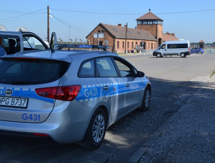 Utrudnienia w Ruchu Drogowym w Oświęcimiu i Brzezince – Marsz Żywych 2025