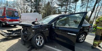 Kolizja w Kętach: Nietrzeźwy kierowca zderzył się z ciężarówką