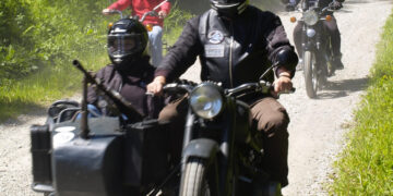 Rajd Pioruna & Komarka 2025 już w niedzielę! Zabytkowe jednoślady znów ruszają w drogę