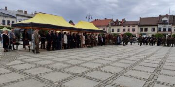 Uroczystość Zakończenia II Wojny Światowej na Rynku w Kętach