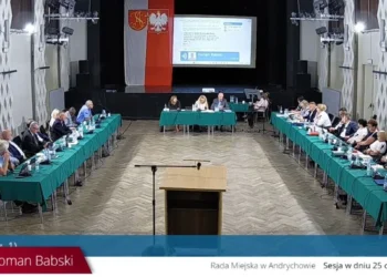 Polityczne trzęsienie ziemi w Andrychowie! Burmistrz Beata Smolec bez absolutorium