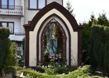 Kapliczka Madonny przy ul. Kościuszki w Kętach zostanie odrestaurowana – Gmina pozyskała dotację