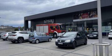 Alarm pożarowy w parku handlowym – interweniowały służby z OSP Kęty i JRG Andrychów