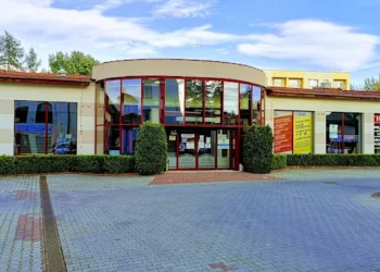 Parking przy Galerii Sobieski w Kętach od 1 lipca płatny – mieszkańcy zaskoczeni