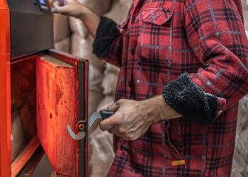 Czyste Powietrze: zawieszenie wybranych kotłów na pellet na liście ZUM