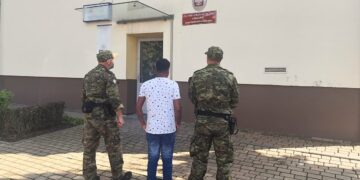 Dwóch cudzoziemców zatrzymanych przez Straż Graniczną