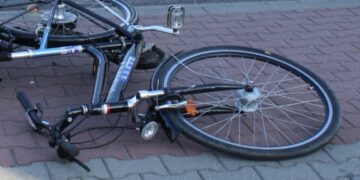 Wypadek rowerzysty w Bulowicach – szybka reakcja mieszkańca uratowała życie