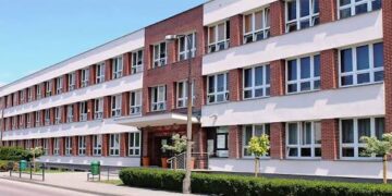 Szkolny konflikt w Kętach – napięcie rośnie, sprawa dzieli nauczycieli, dyrekcję i samorząd