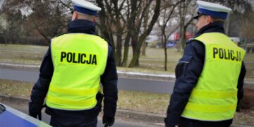 Niecodzienna interwencja w Kętach! Policjanci zatrzymali kierowcę w szokujących okolicznościach