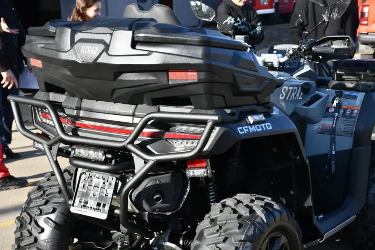 Nowy sprzęt i pojazd dla strażaków z gminy Kęty. Kolejny krok w stronę większego bezpieczeństwa