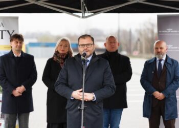 Nowa inwestycja w Kętach ułatwi dojazdy. Park and Ride już dostępny