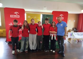 Srebro dla Kęt! Uczniowie „Dwójki” podbili Mistrzostwa Polski Dzieci w brydżu sportowym