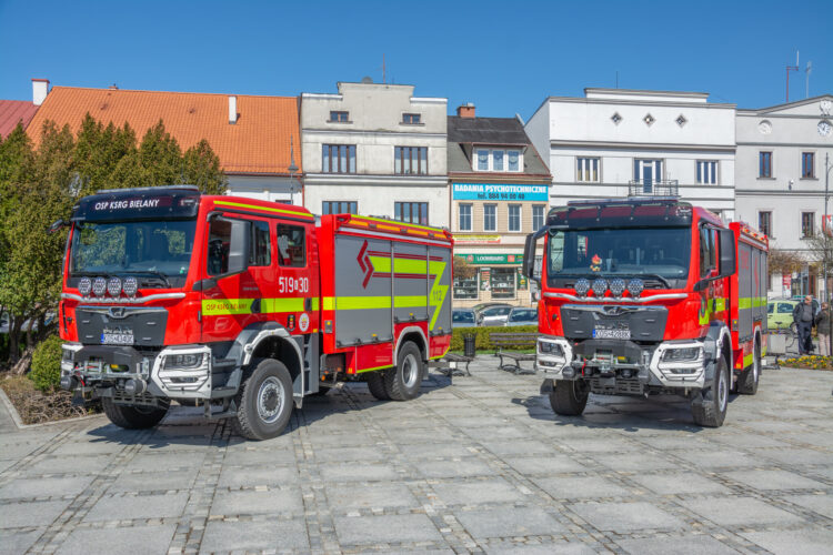 Nowy sprzęt dla służb w Gminie Kęty. Inwestycja warta 7 mln zł [GALERIA ZDJĘĆ]